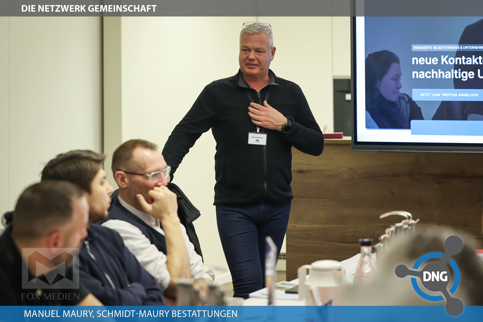Manuel Maury von Schmidt-Maury Bestattungen hält eine Präsentation über das Schonvermögen bei einem DNG Netzwerktreffen in Lüchow-Dannenberg.